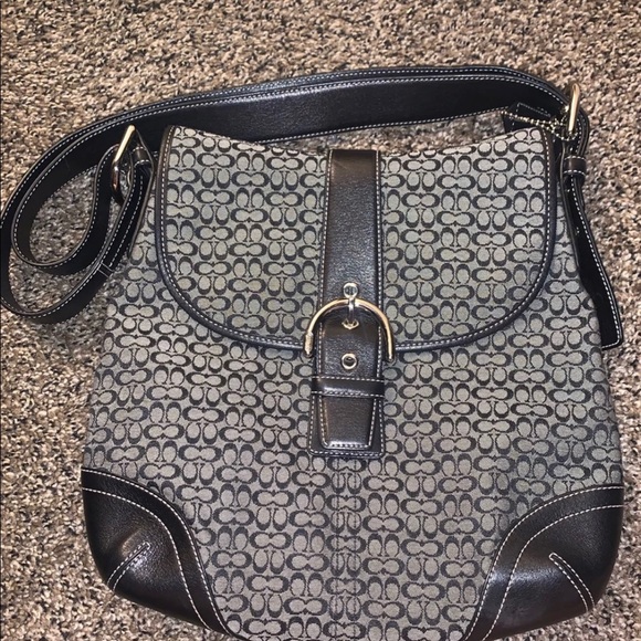 Coach Handbags - Coach purse